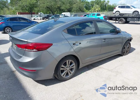 2017 Hyundai Elantra Value Edition из США, поврежденный, VIN KMHD84LF0HU368843